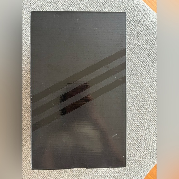 Adidas Nora Unisex Skate Shoes Court Green – Size Men 7.5 / Women 8.5 – JH8144 - Picture 5 of 16